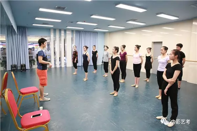 状元名师携手，助你圆梦北舞——中影艺考舞蹈培训中心